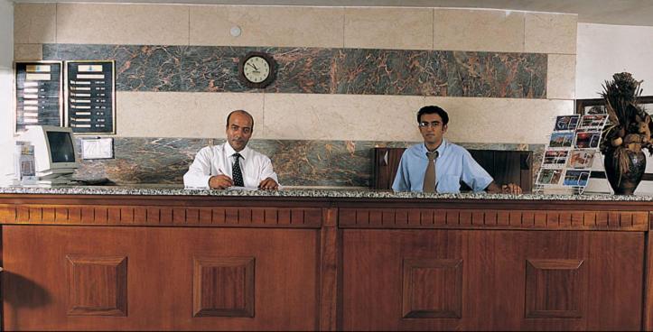 Art Hotel Istanbul Bagian luar foto